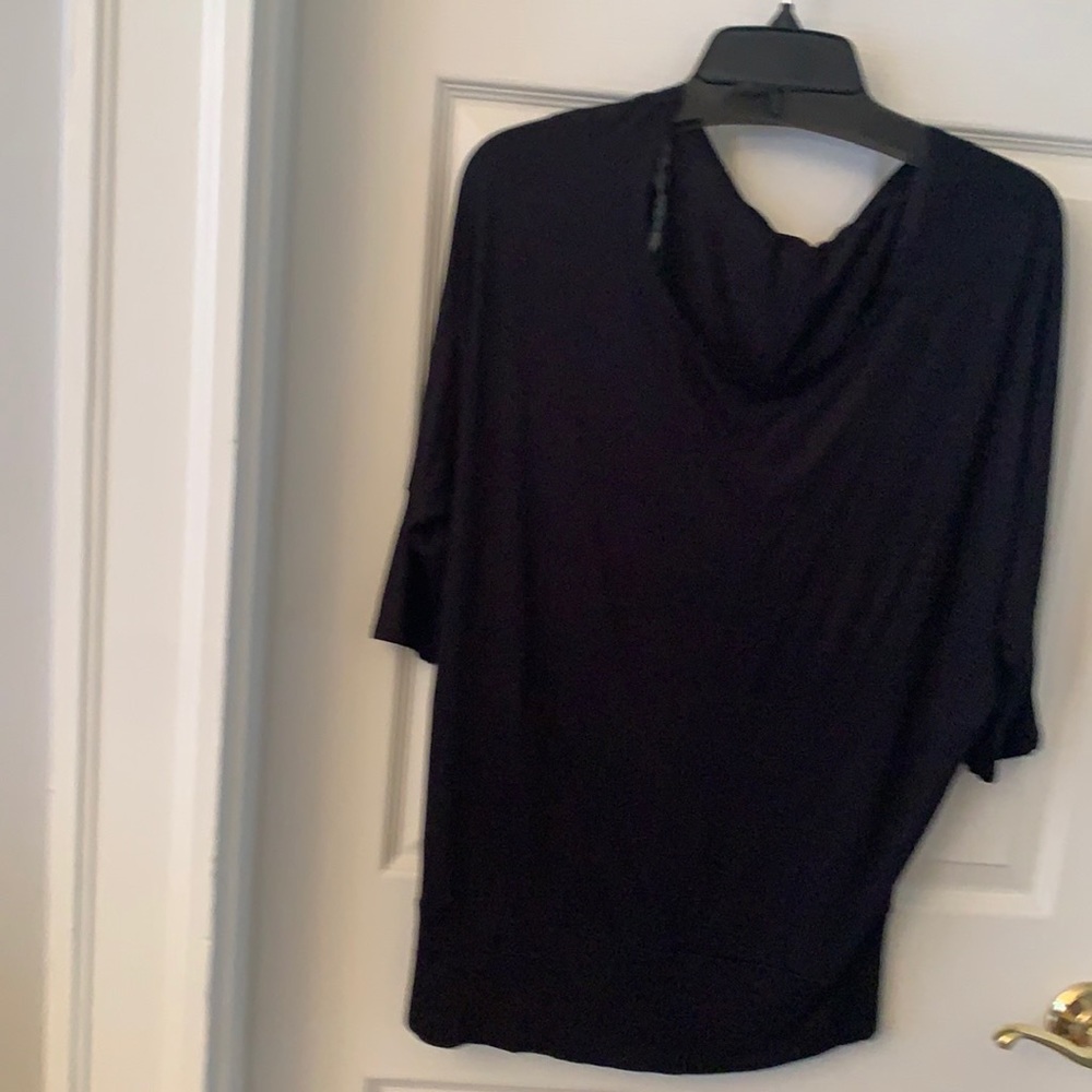 Black 3/4 sleeve top